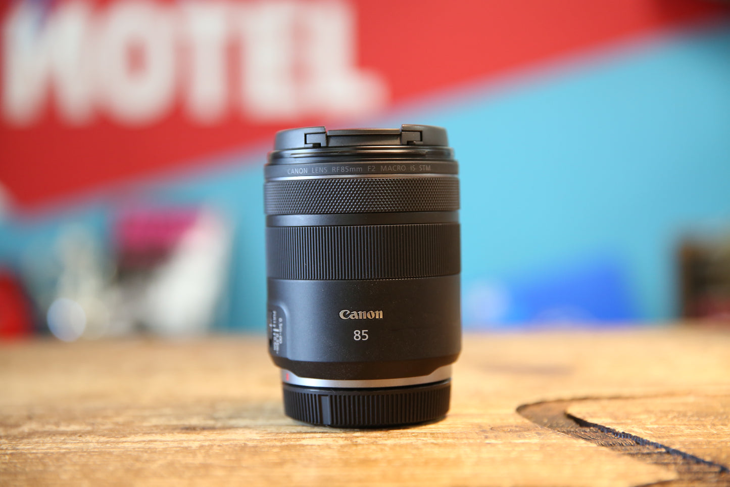 RF85mm F2 Macro IS STM No.00113