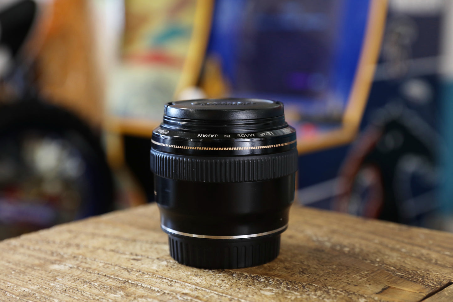 EF28mm F1.8 USM No.00029
