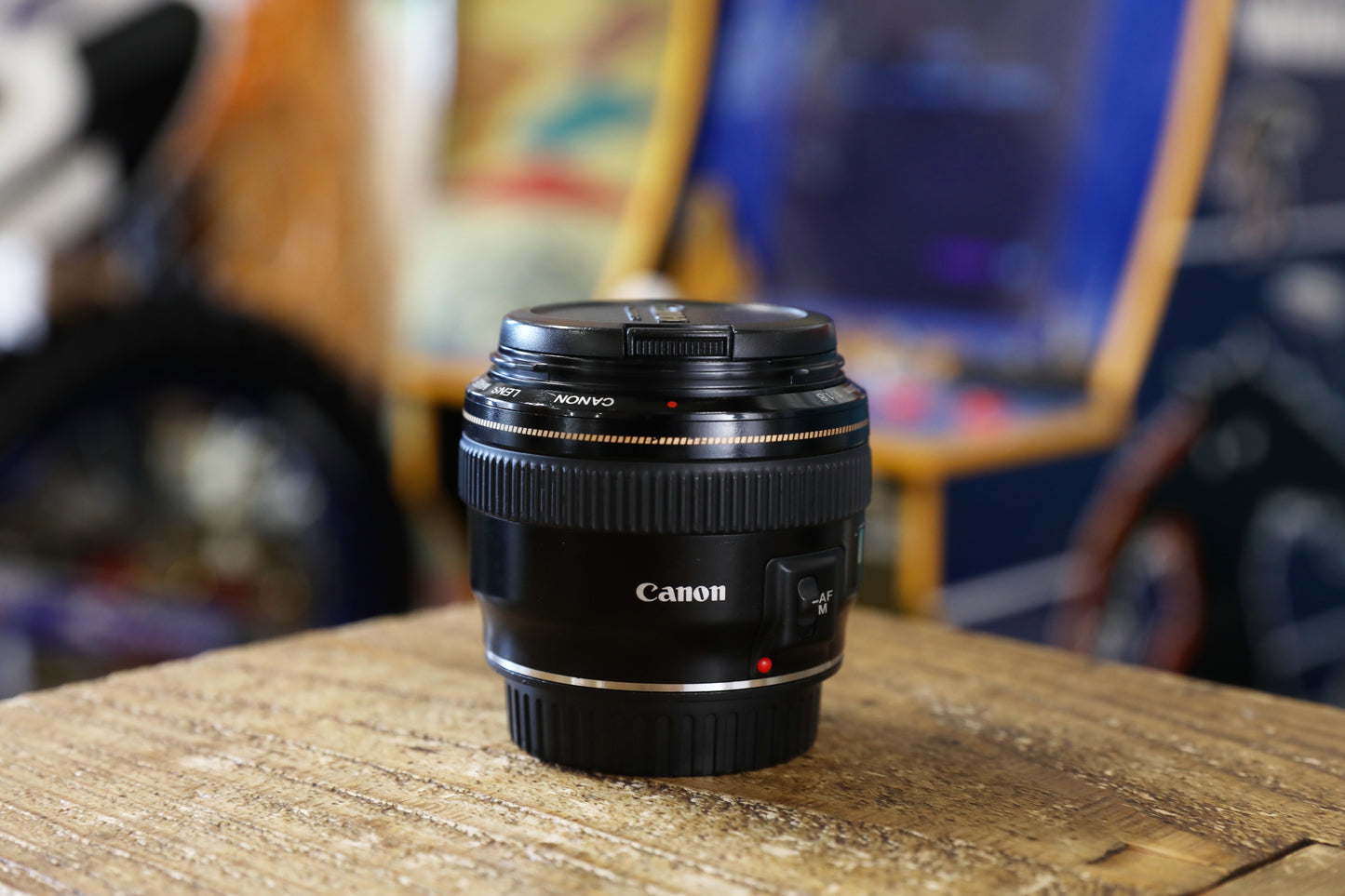 EF28mm F1.8 USM No.00029