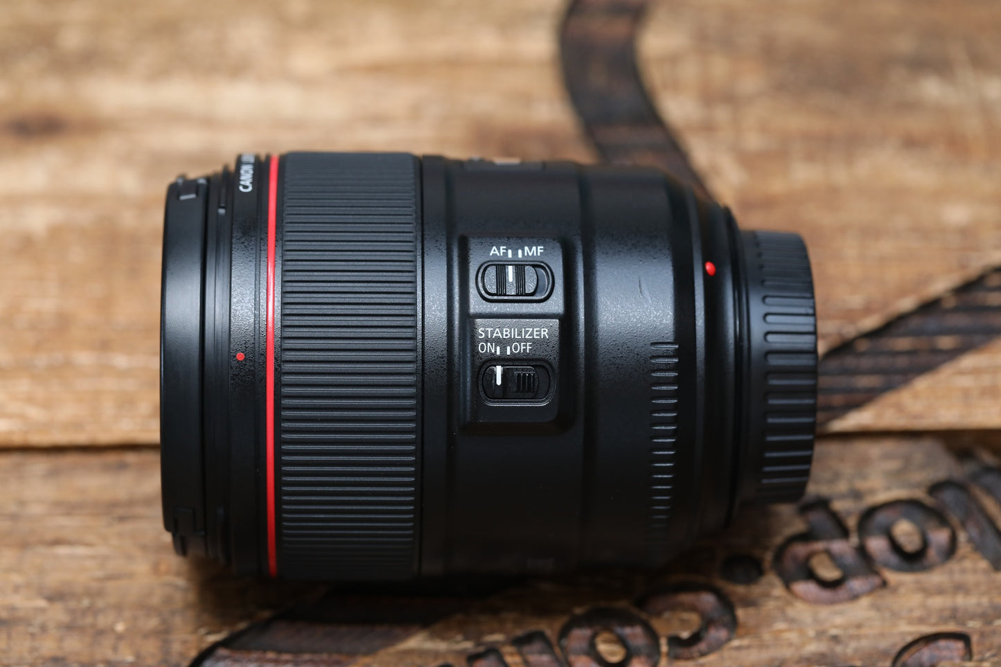 EF85mm F1.4L IS USM No.00015