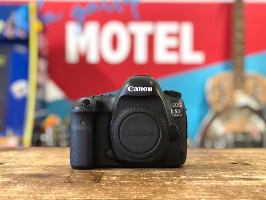 EOS 5D Mark Ⅳ No.00198