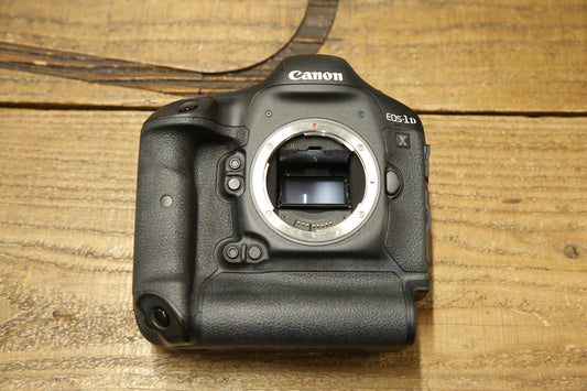 EOS-1D X No.00001